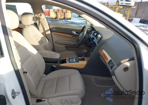 2010 Audi A6 3.0 Premium z USA, uszkodzony, nr VIN WAUFGAFB0AN052198